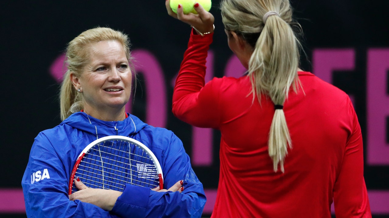 Inexperienced US faces weakened Czechs in Fed Cup final